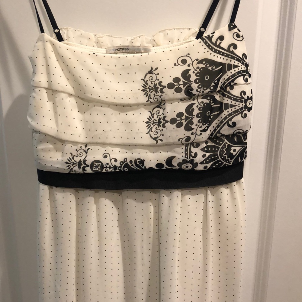 Very classy dress!
